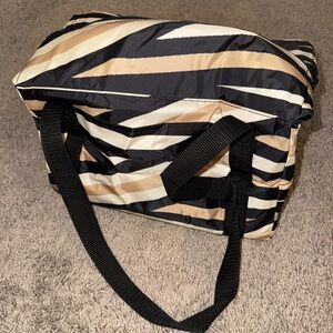 NWT Thirty-one Medium Fresh market thermal